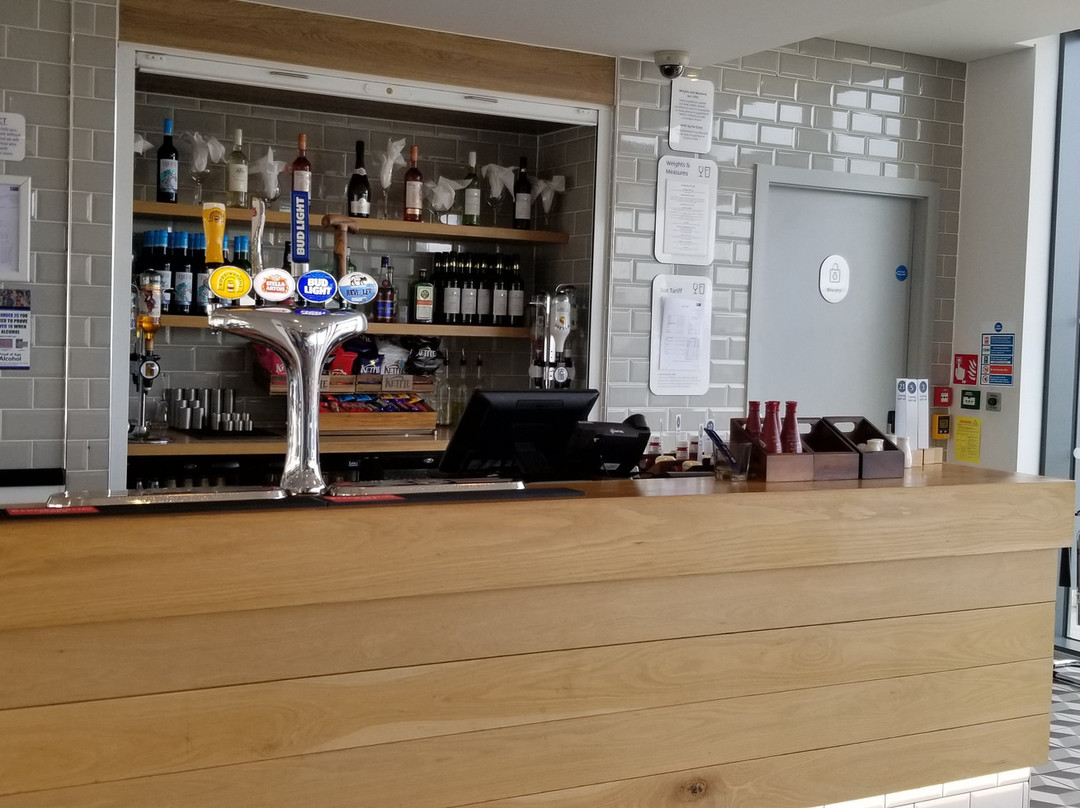 Holiday Inn Express Manchester - Trafford City by IHG主图