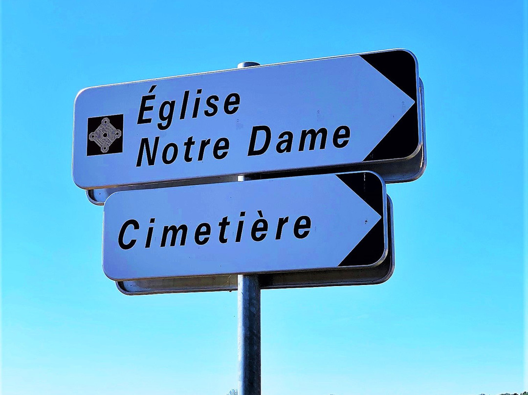 Eglise Notre-Dame de Chasseignes-Mouterre-Silly必去景点