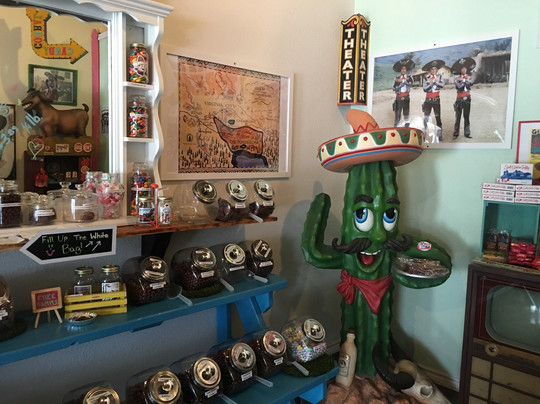 Cowboy Fudge and Candy Shop-Llano必去景点
