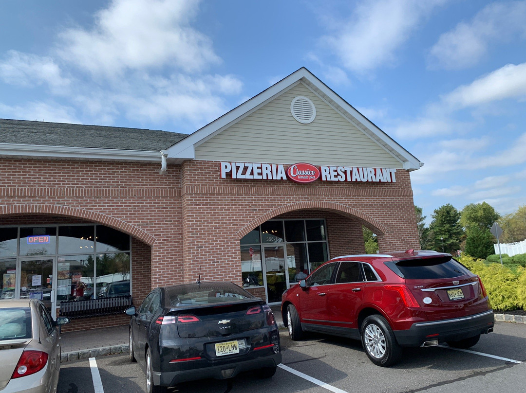 Classico Tomato Pies