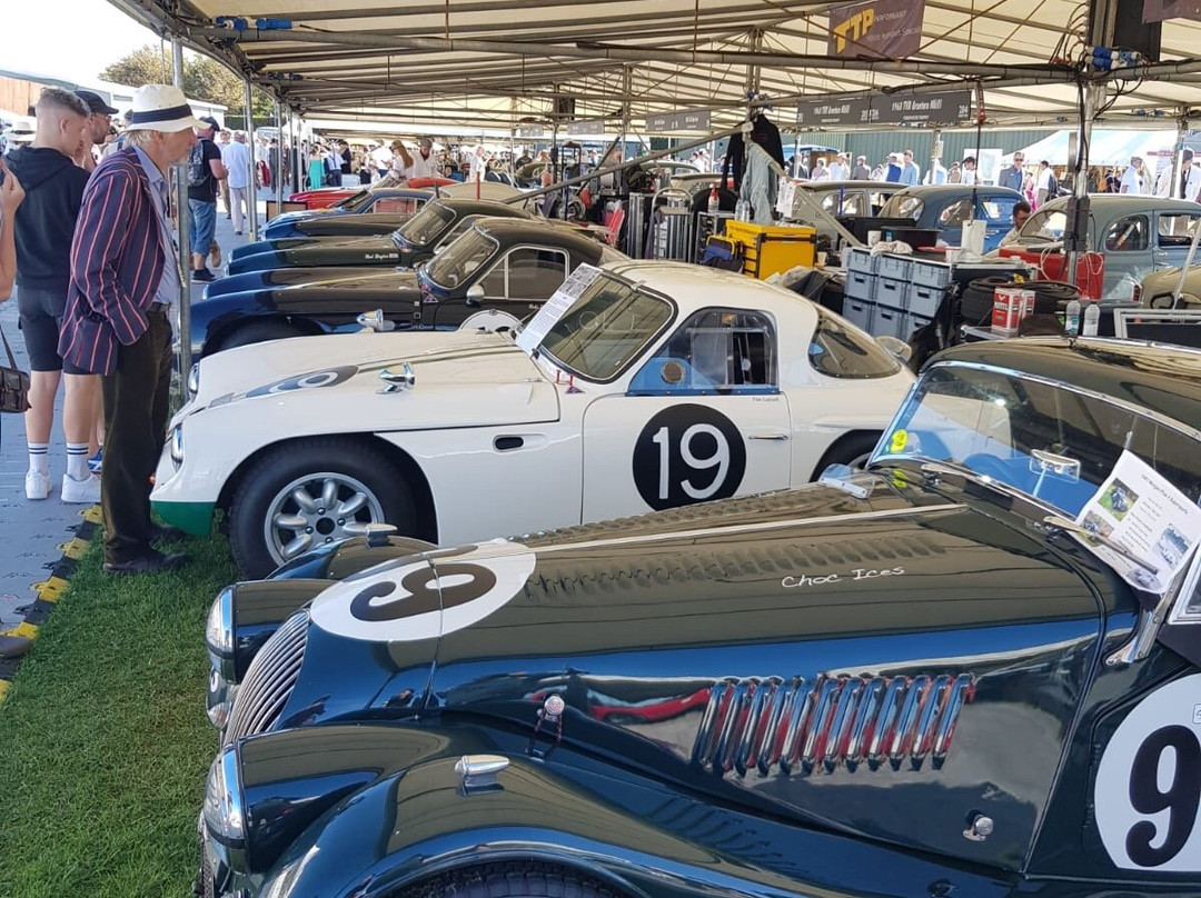 Goodwood Racecourse景点图片