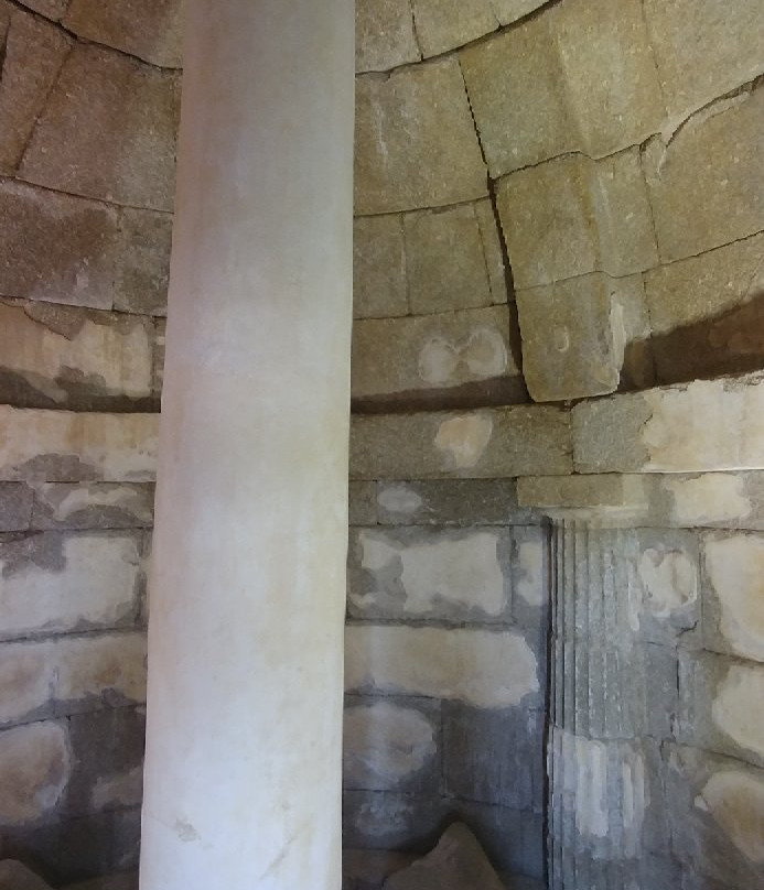 The Thracian tomb at Shushmanets-Shipka必去景点
