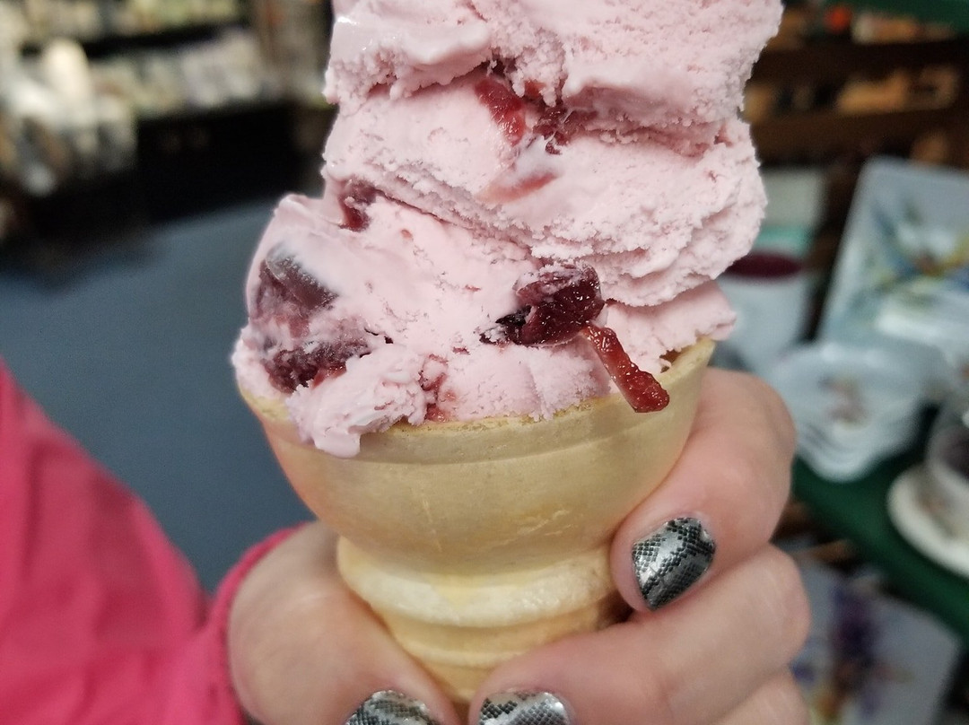 Klema's Seguins Cheese & Gifts-Marinette必去景点