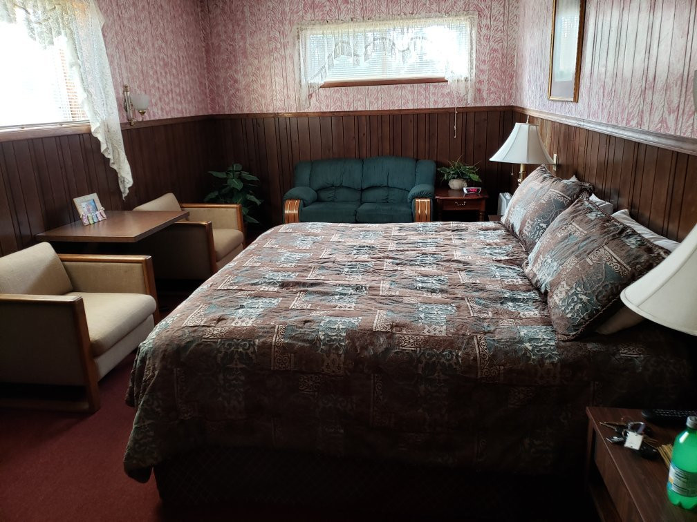 Breakers Boutique Inn主图