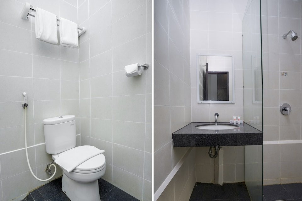 Hotel Grand Kartika主图