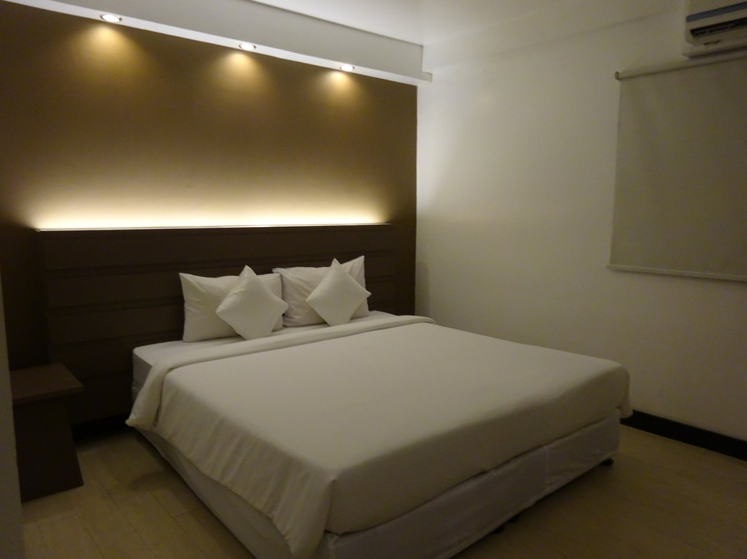 三叶草城市中心酒店主图