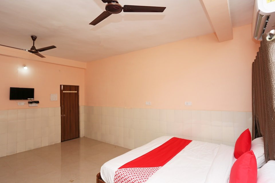 OYO 28290 Hotel Royal Palm主图