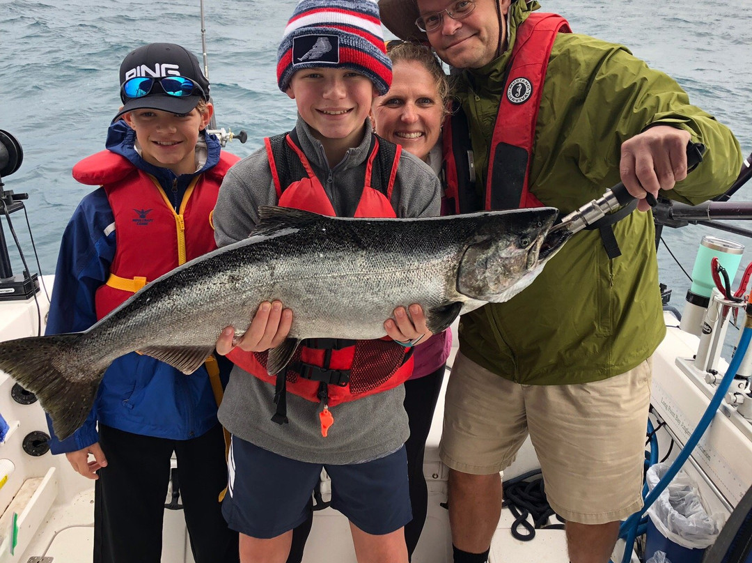 Grand Bend Fishing Charters-Grand Bend必去景点