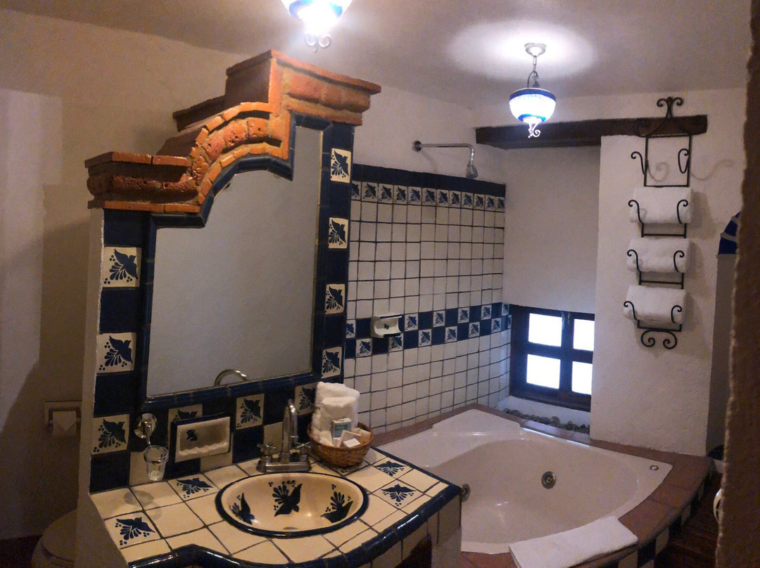 传统时尚酒店主图