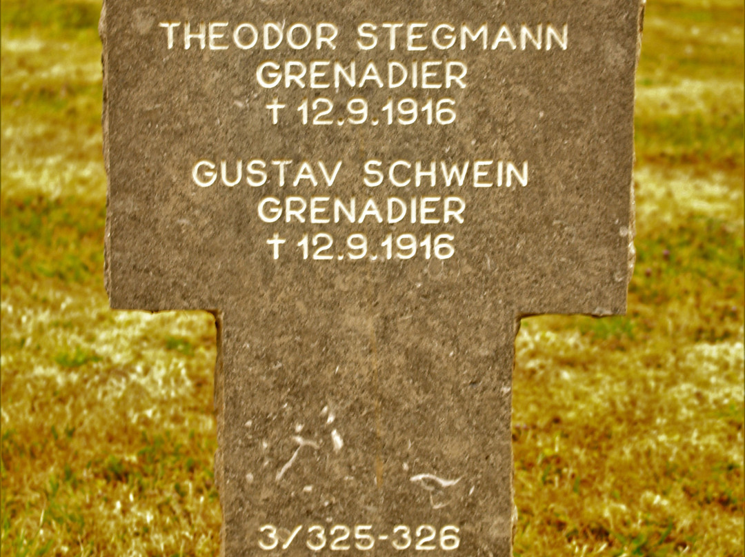 Rancourt German Military Cemetery景点图片