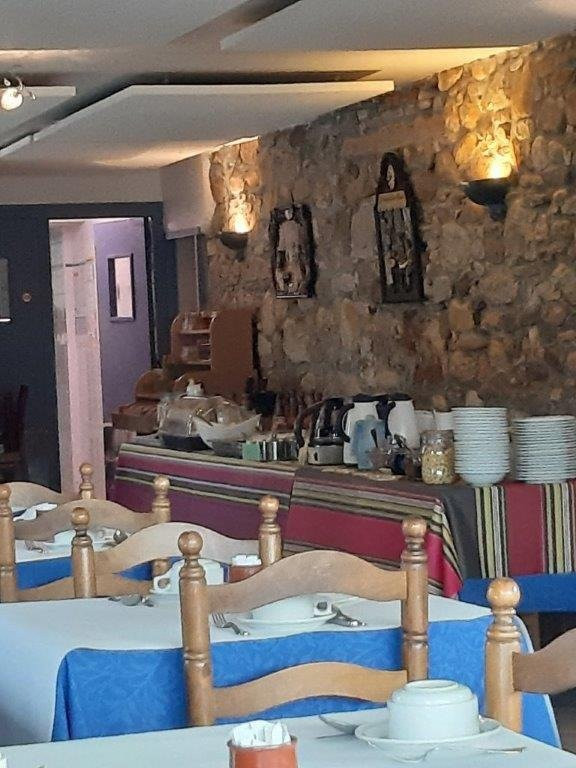 皮卡萨利亚酒店主图