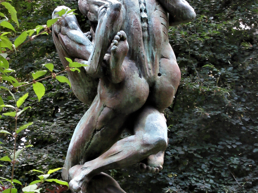 Sculpture L'union-蒂永维尔必去景点
