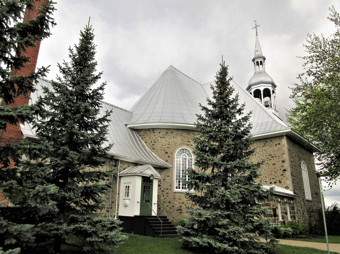Église Sainte-Famille景点图片
