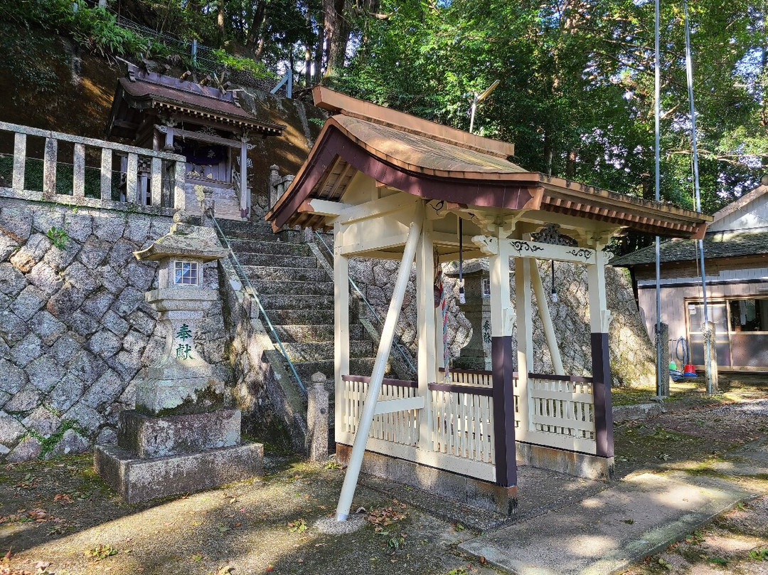 Frue Shrine景点图片