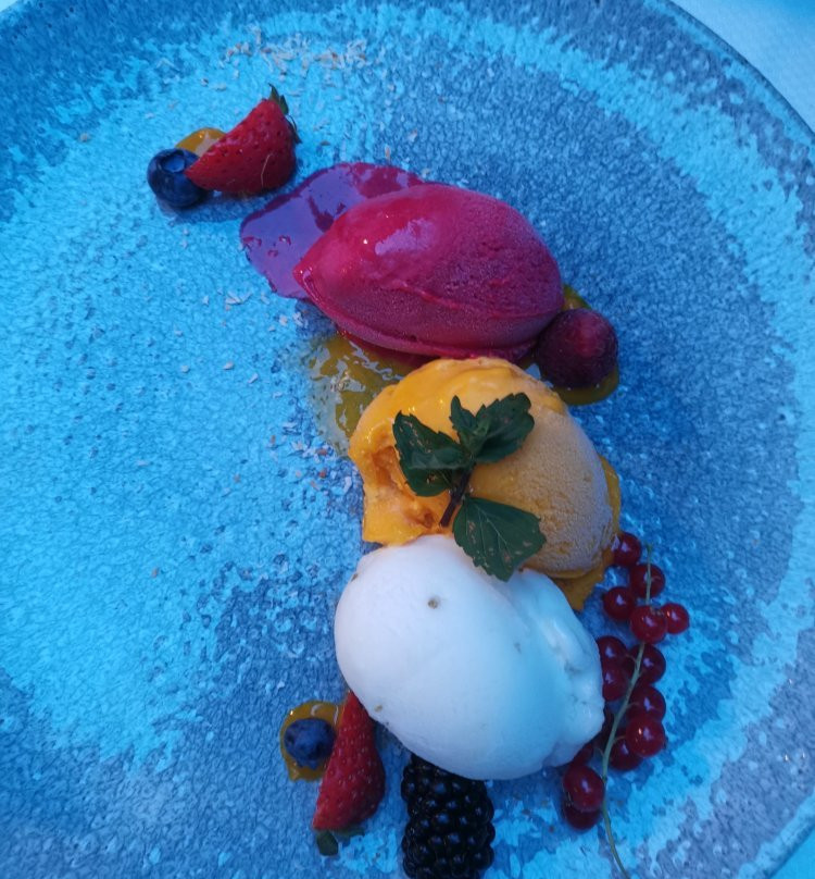 英格费根城堡酒店主图