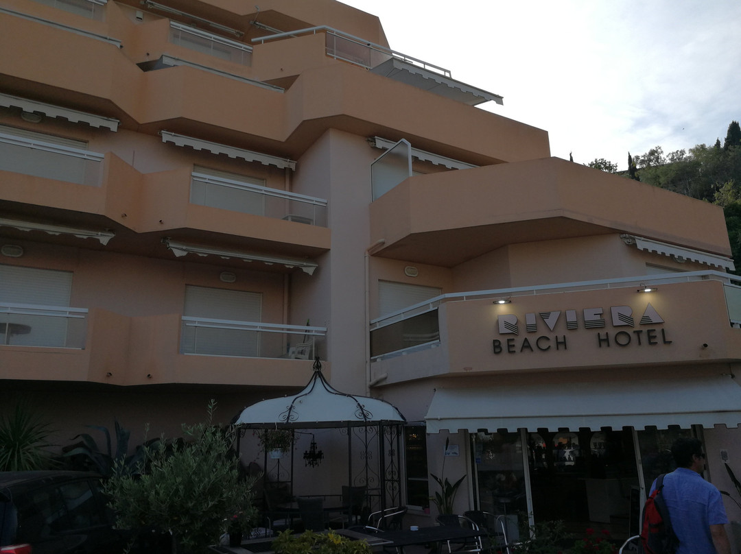 Riviera Beach Hotel主图