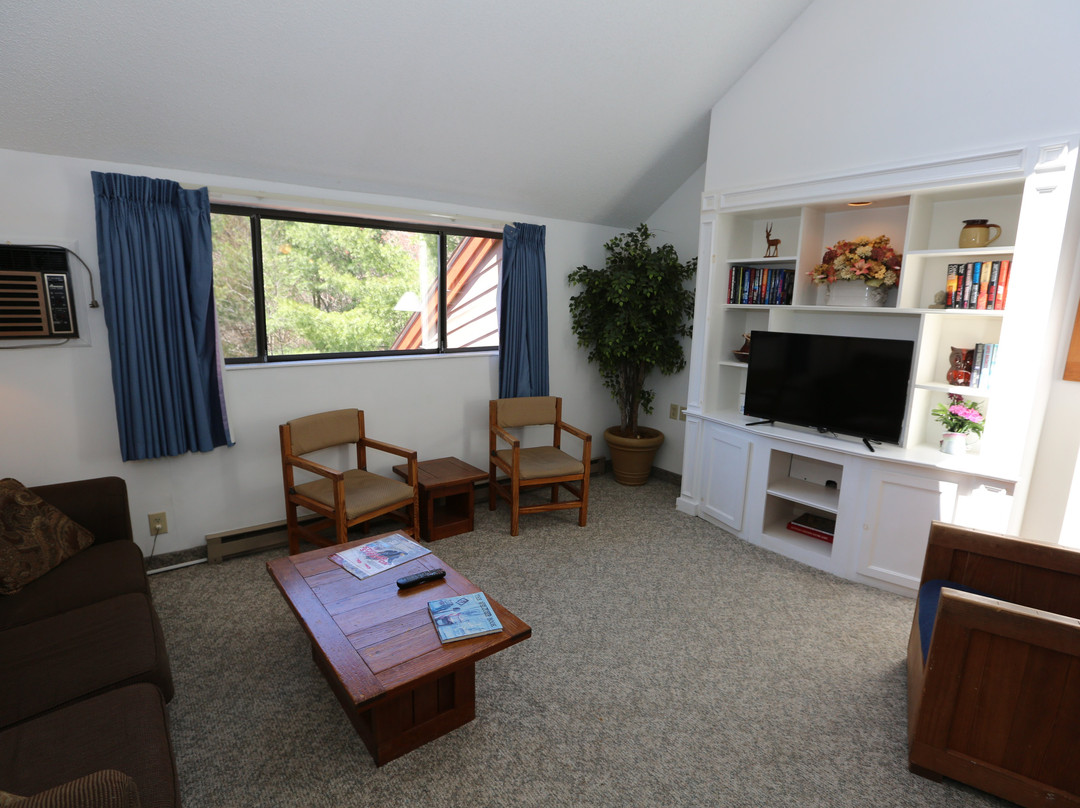 Black Bear Lodge主图