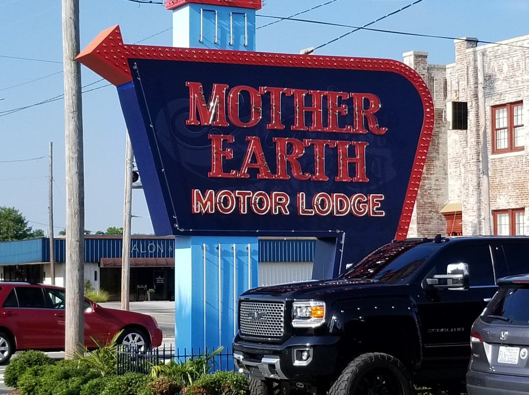 Mother Earth Motor Lodge主图