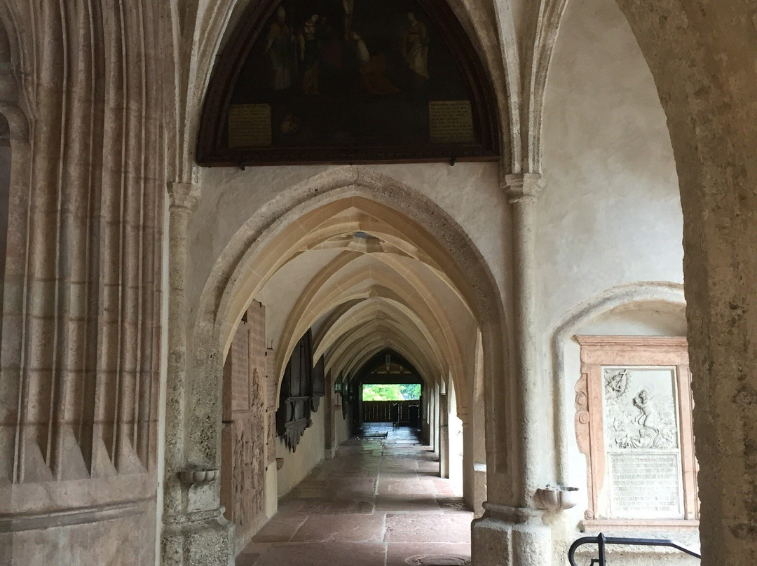 Stiftskirche-Laufen必去景点