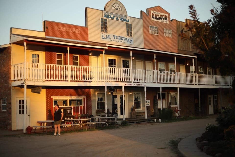 Hedrick's Exotic Animal Farm Bed and Breakfast-浴室