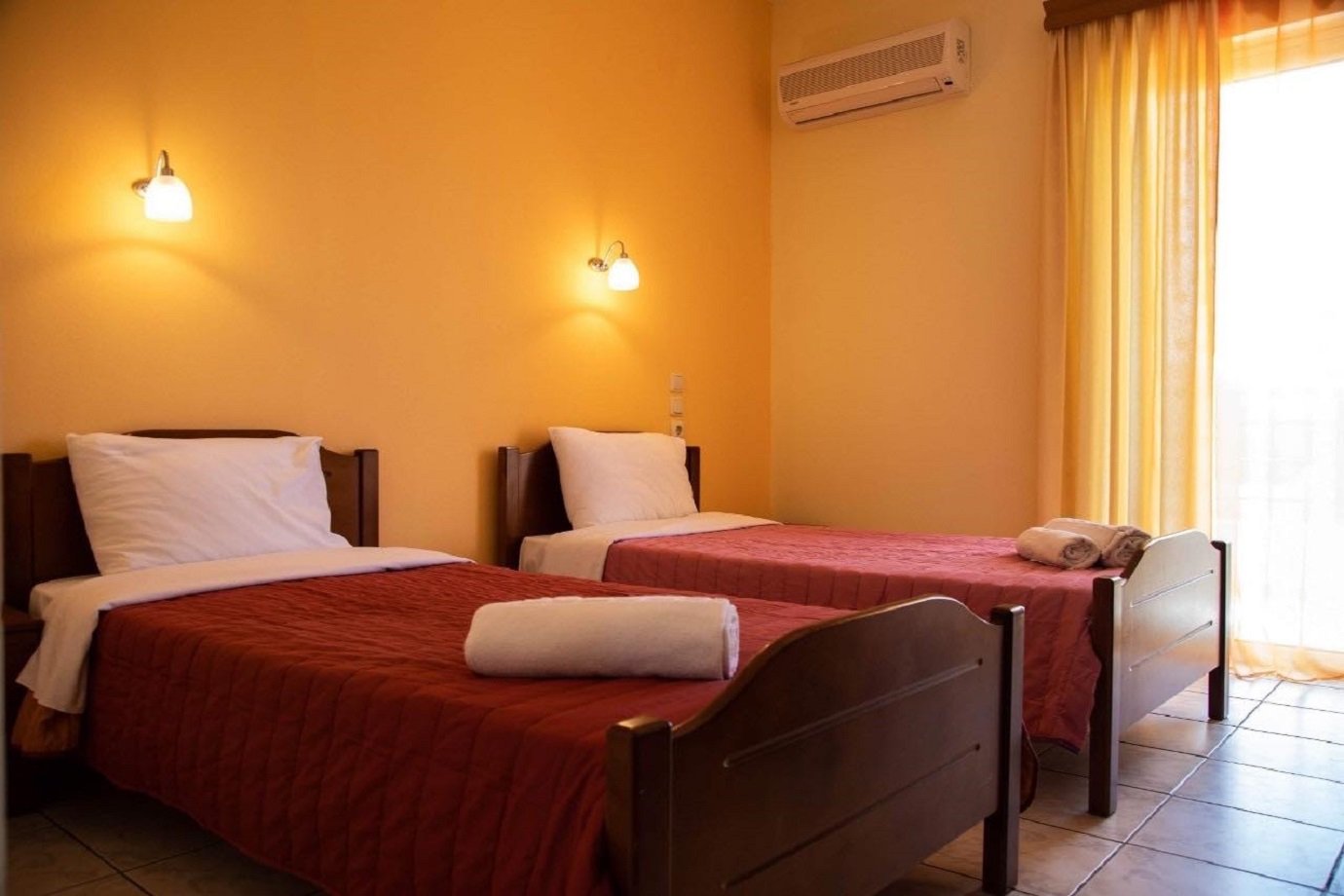 Hotel Iraklis-官方