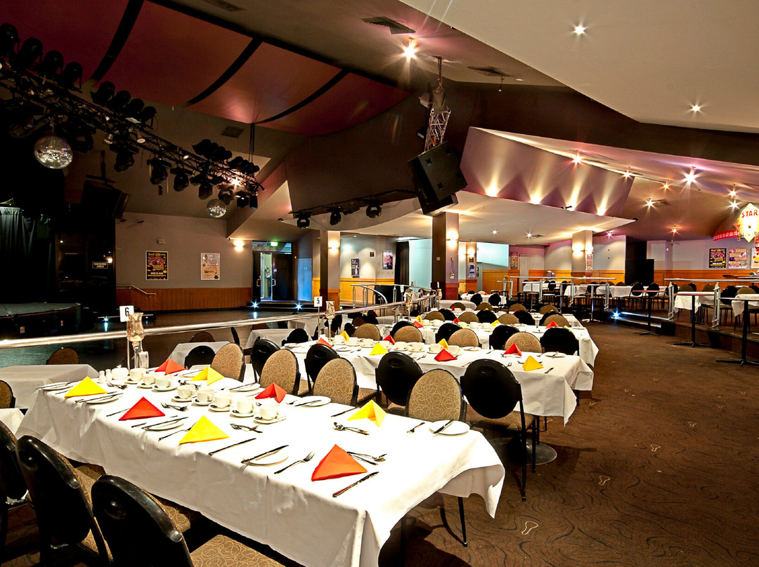 Nightcap at Shoppingtown Hotel主图