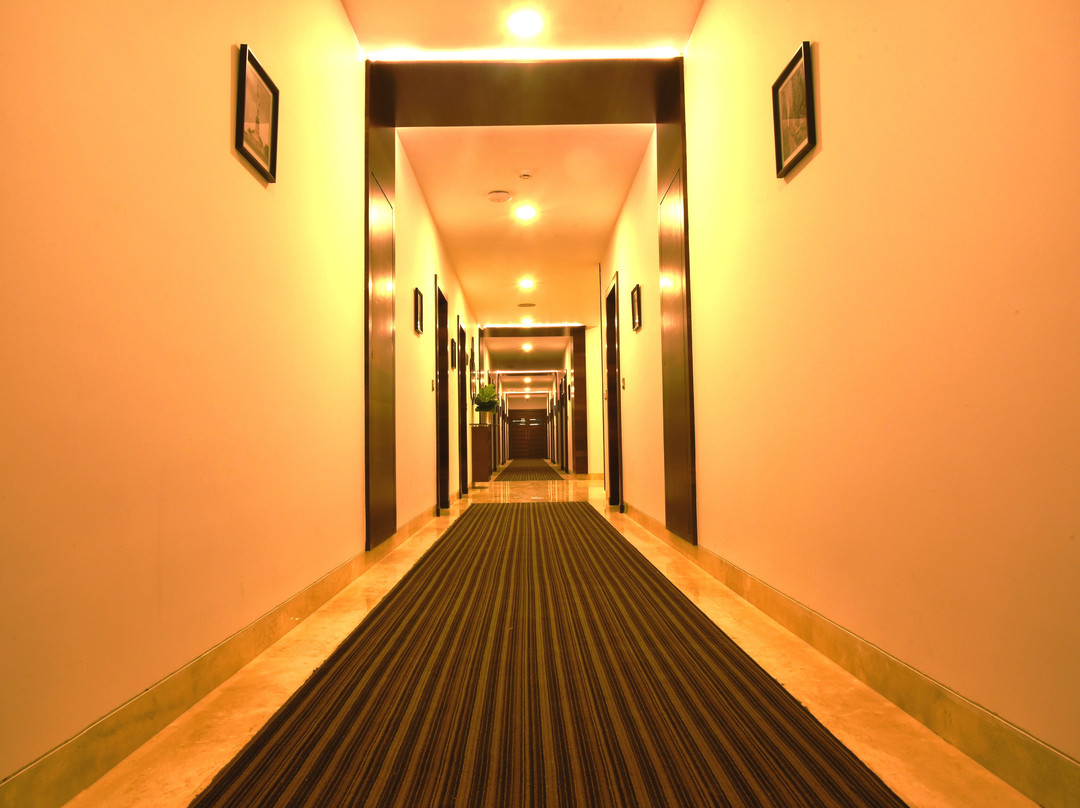 Landmark Hotel主图