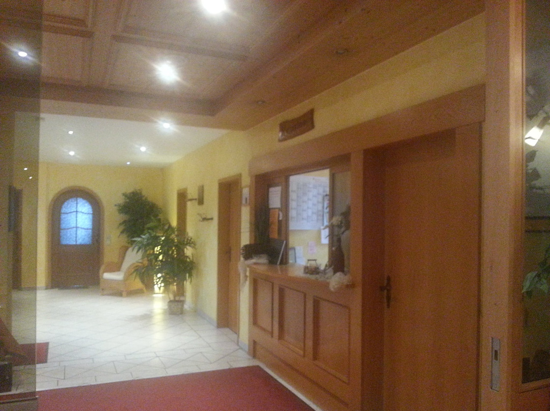 恩格尔酒店主图