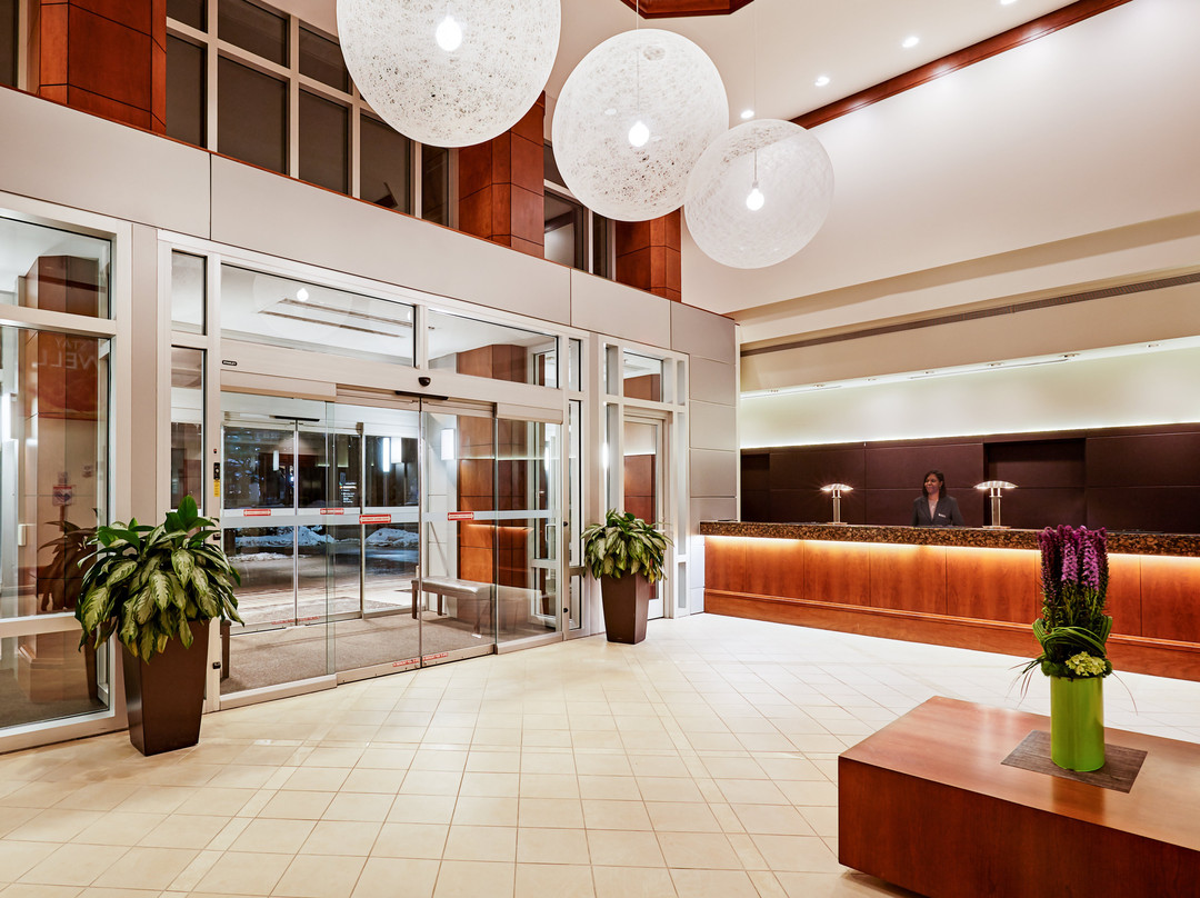 克里夫兰洲际套房酒店主图