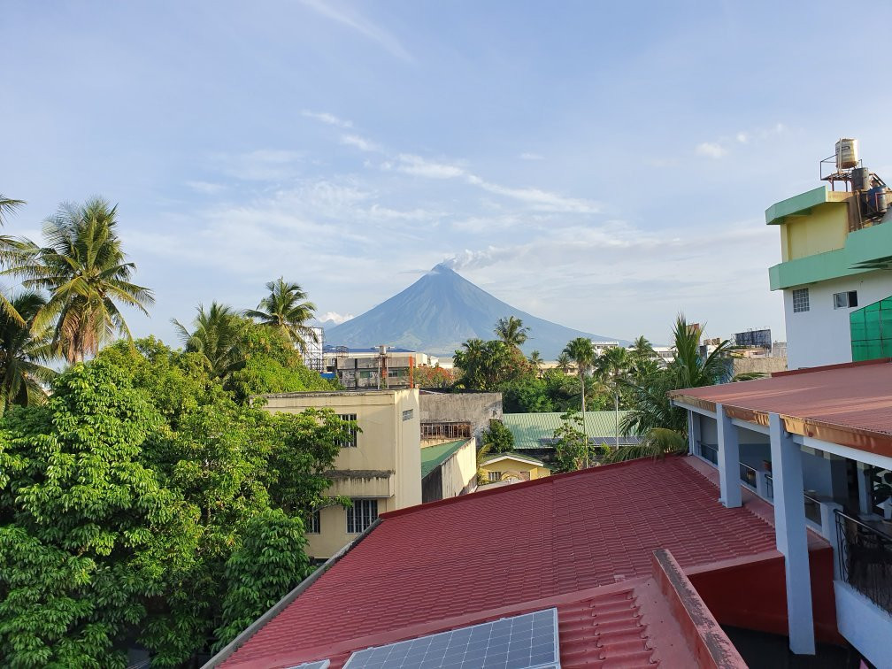 Third & Sean's Place主图