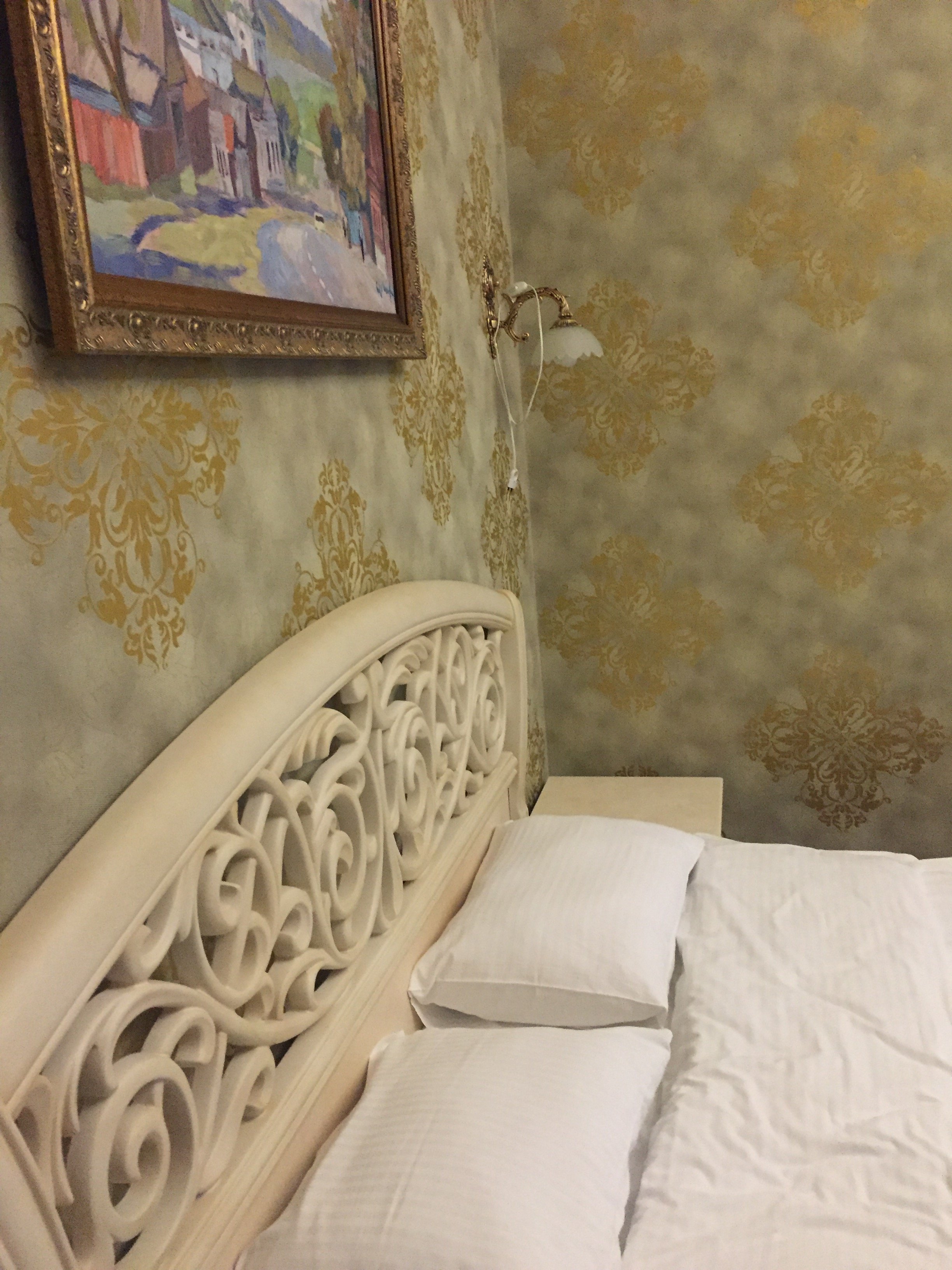 Barin Hotel-portrait
