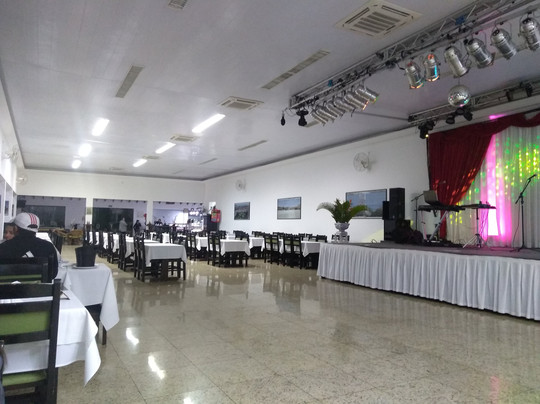 橄榄山度假酒店主图