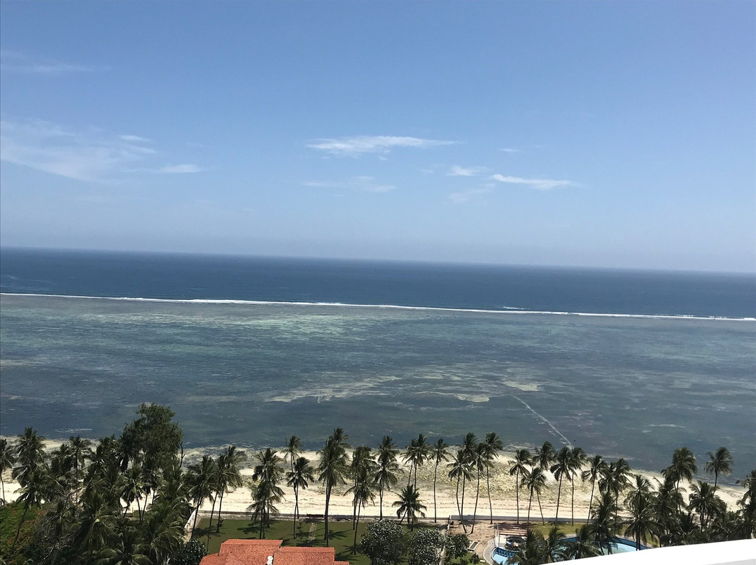 Sun N Sand Beach Resort主图