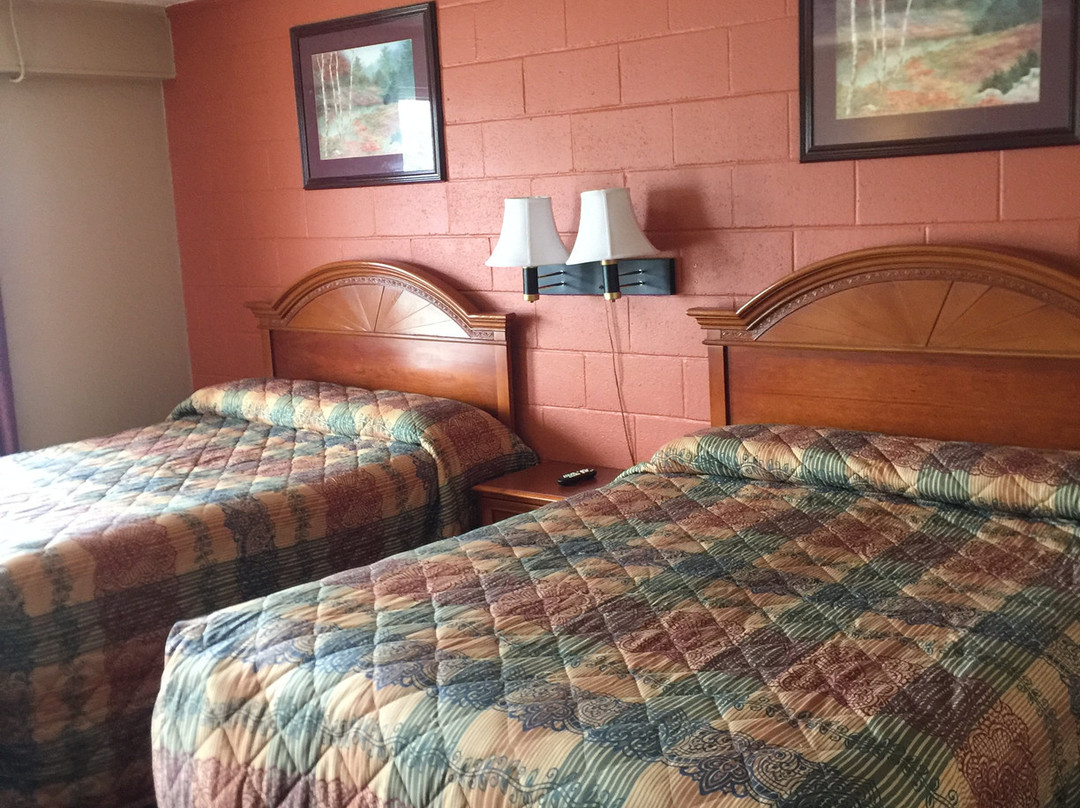 Eastwood Inn