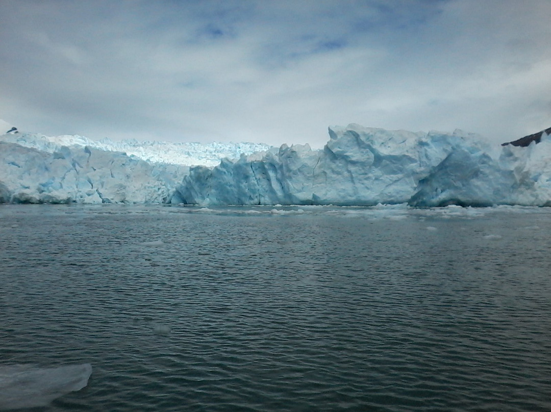 Glacier Jorge Montt景点图片
