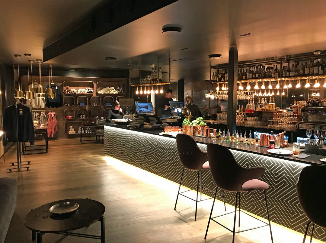 斯匹次卑尔根酒店主图