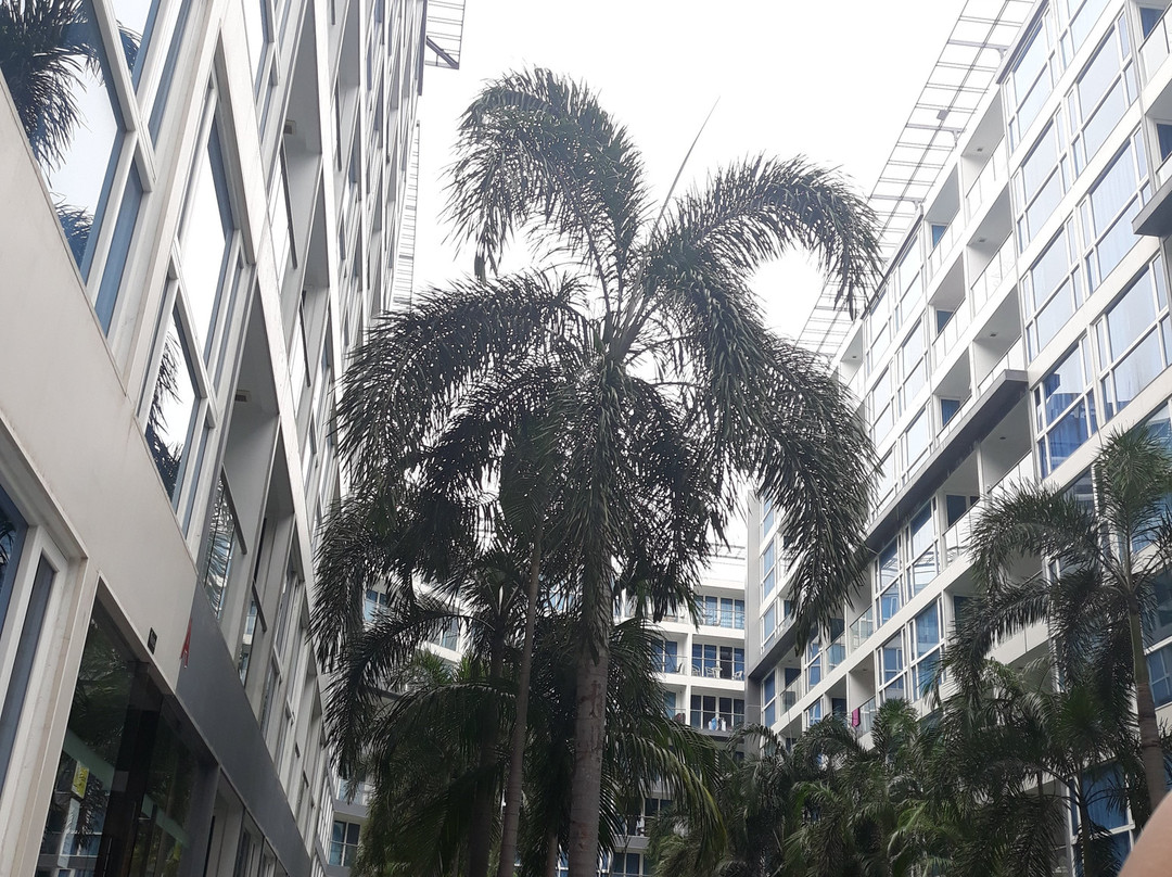 Azure Hotel Pattaya主图