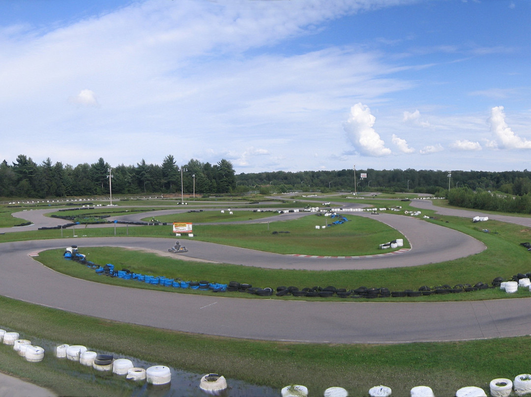 Karting Trois-Rivières-三河市必去景点