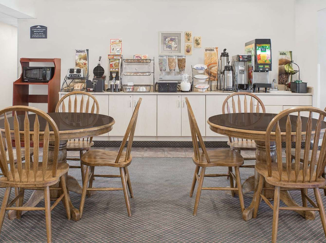 Microtel Inn & Suites by Wyndham Broken Bow主图