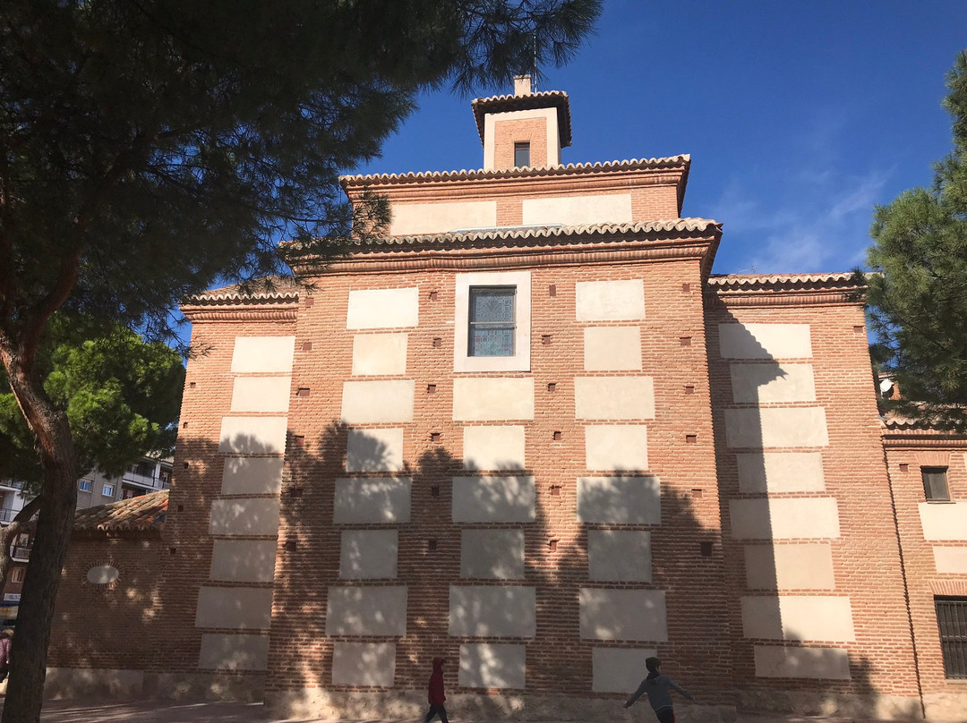 Ermita de San Isidro-阿尔卡拉-德-哈纳雷斯必去景点