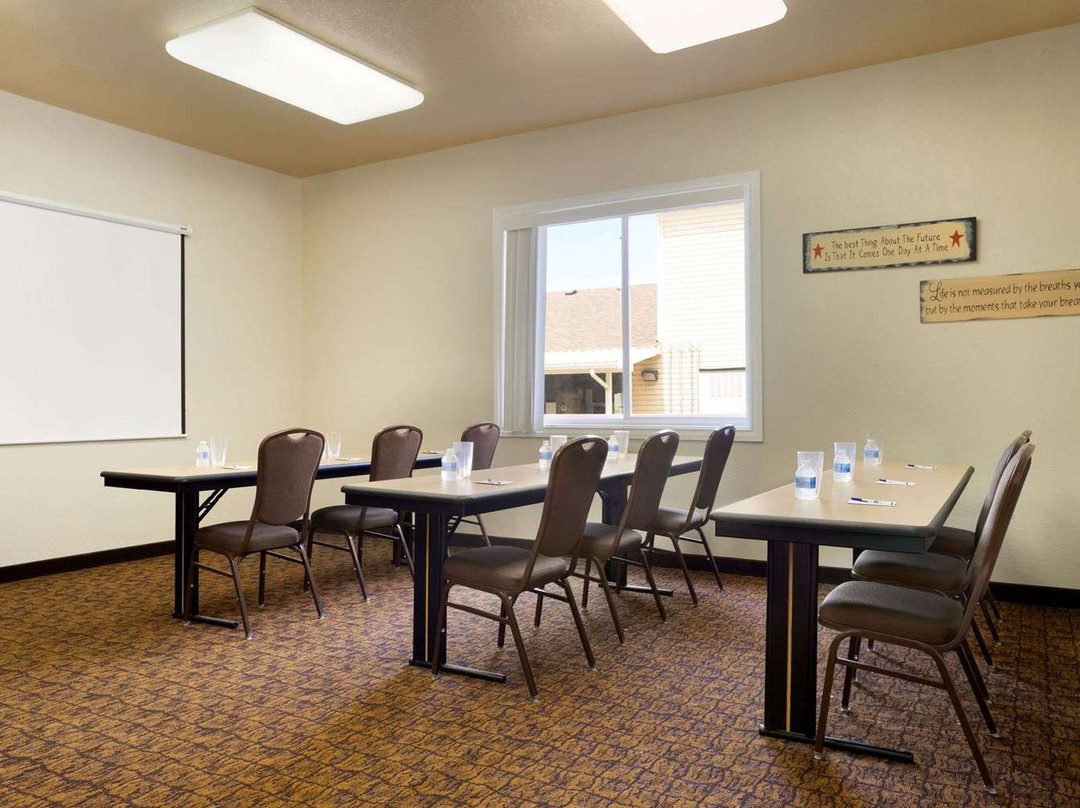 Travelodge by Wyndham Gillette主图