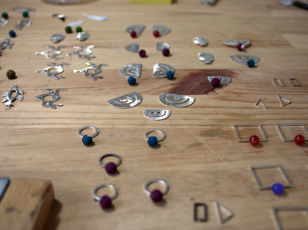 Skulukuin Art & Handmade Jewelry-利马索尔必去景点