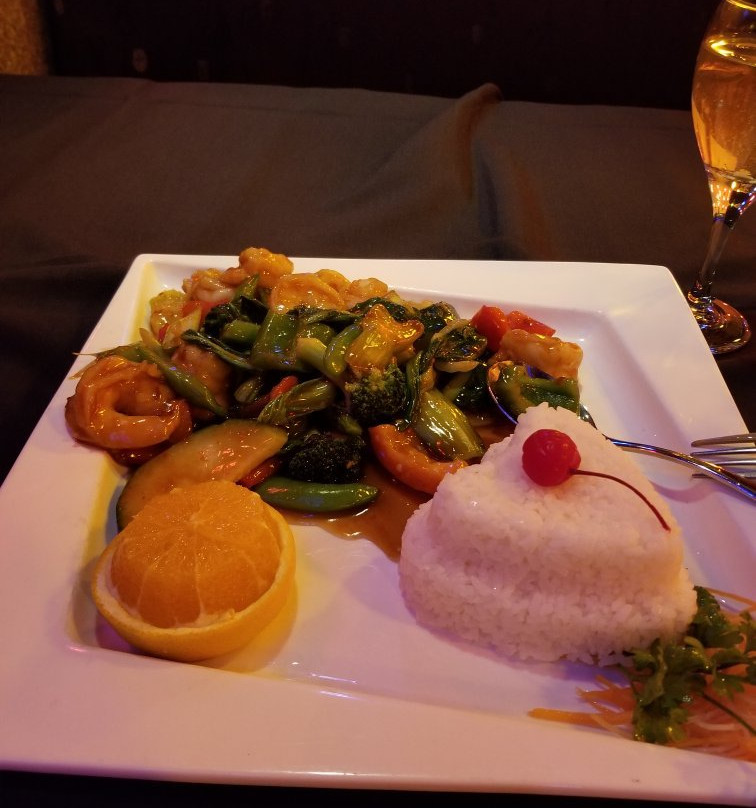 East Moon Asian Bistro