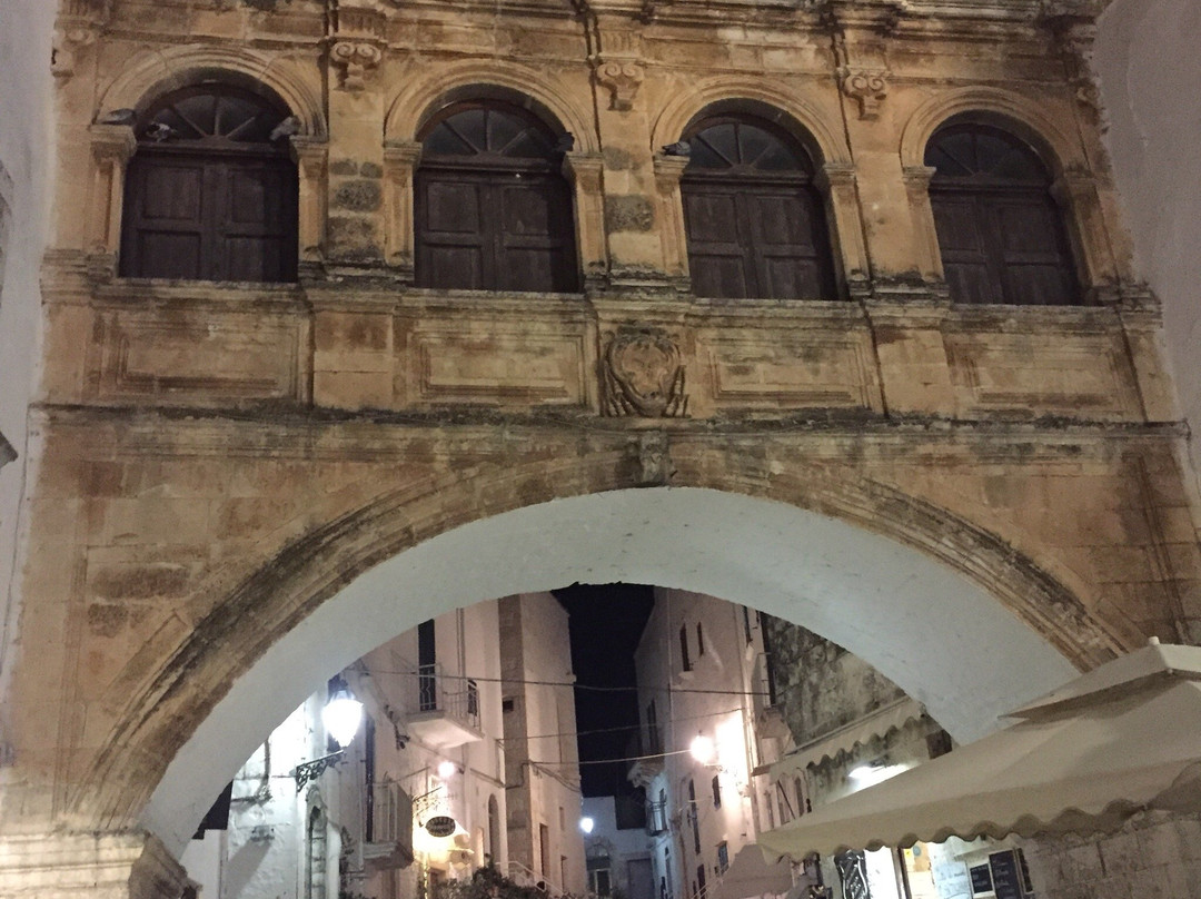 Arco Scoppa-奥斯图尼必去景点
