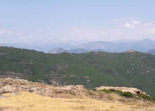 Rocher des Gozzi et Punta Pastinaca-Appietto必去景点