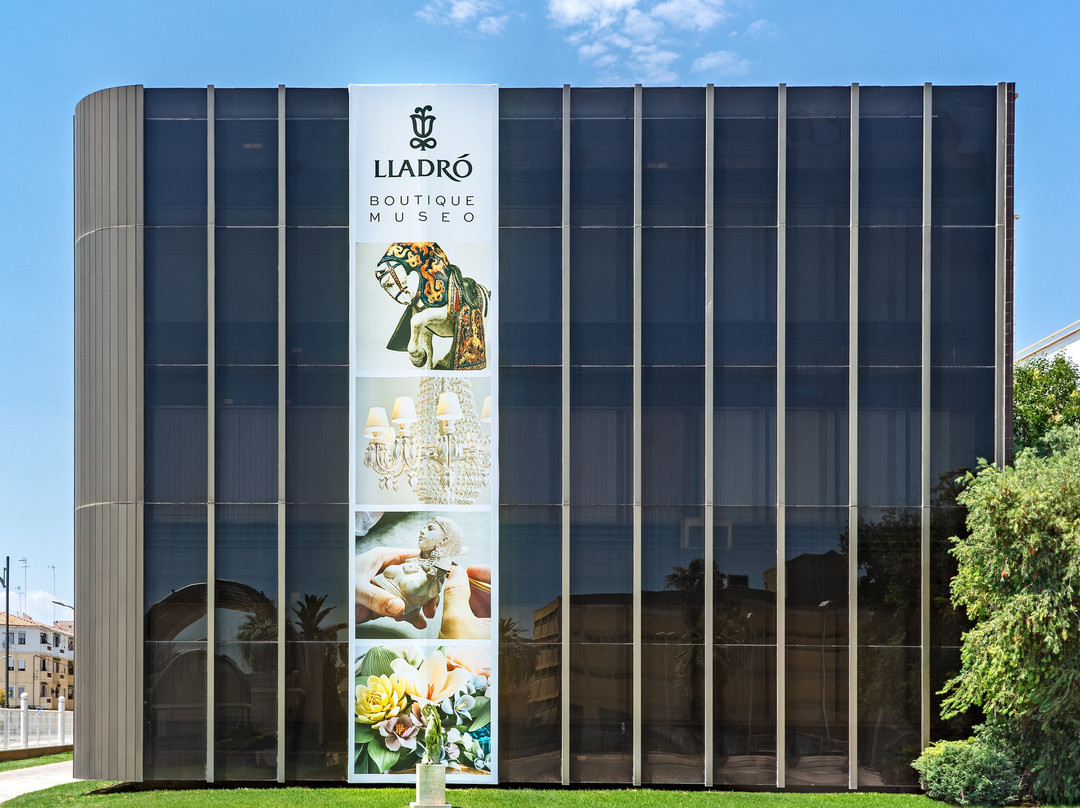 阿尔沃拉亚镇旅游景点-Boutique Museum Lladró - The Unique Porcelain Workshop Experience