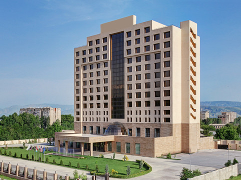 杜尚别希尔顿酒店主图