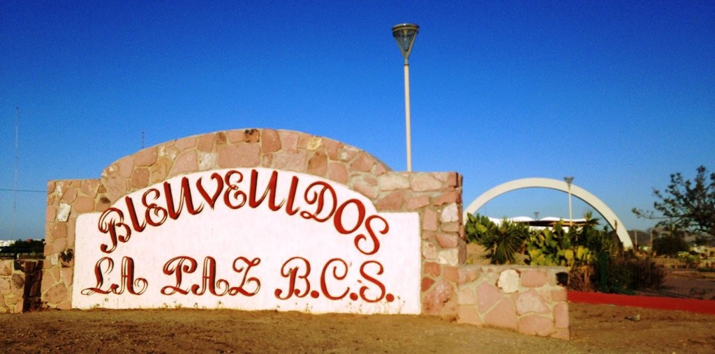 Dove of Peace Monument-拉巴斯必去景点