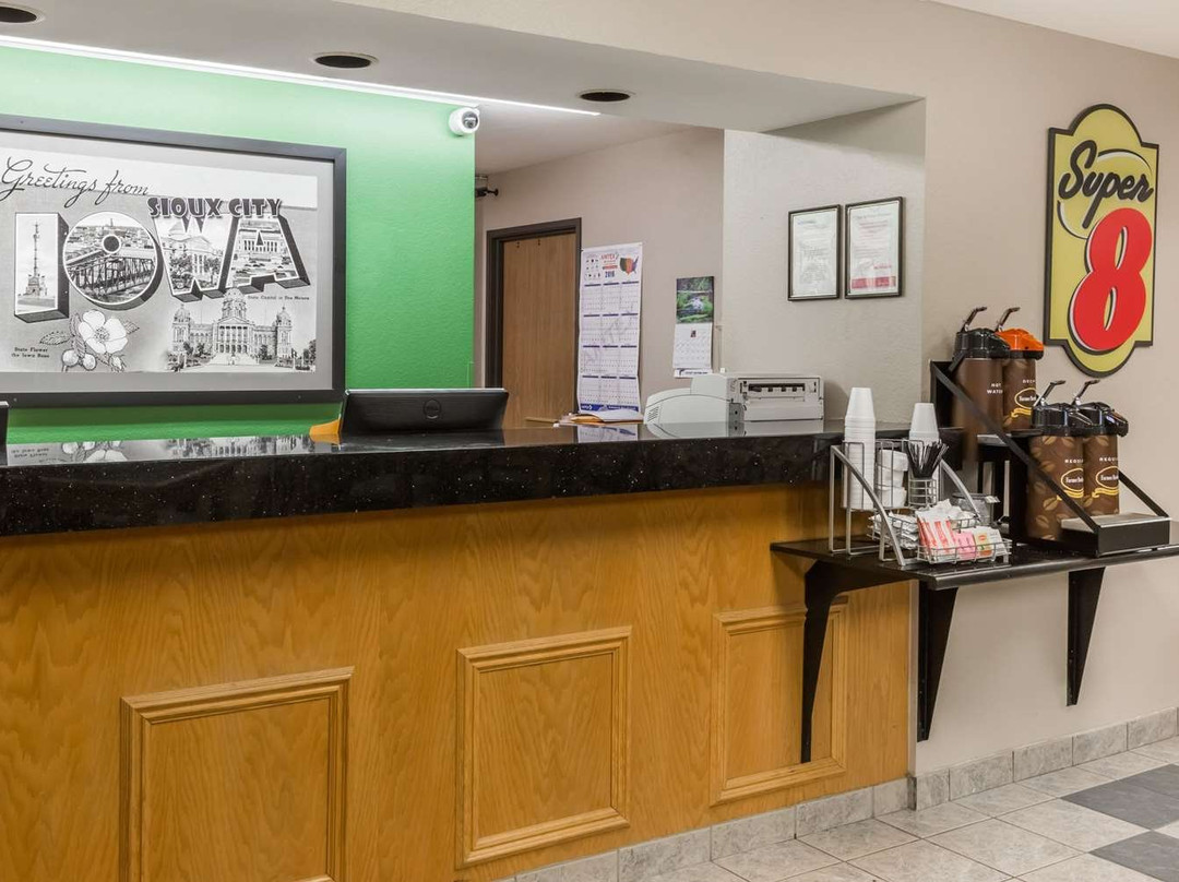 Super 8 by Wyndham Sioux City South主图