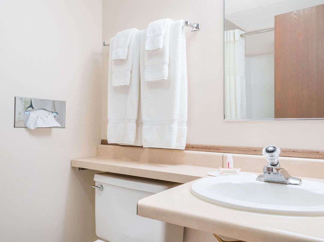 Super 8 by Wyndham Superior WI主图